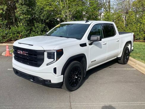 Used 2023 GMC Sierra 1500 Elevation image 3