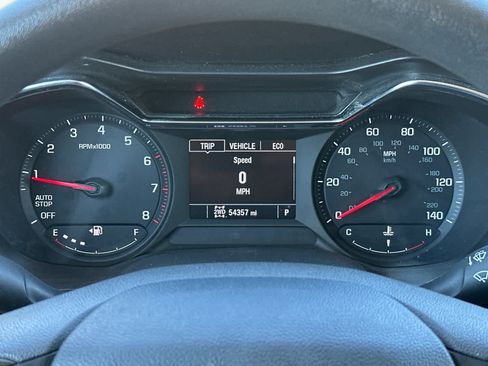 Used 2023 Chevrolet TrailBlazer LT AWD/4WD image 27