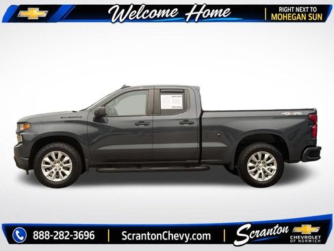 Certified 2020 Chevrolet Silverado 1500 Custom w/ Custom Value Package AWD/4WD image 4