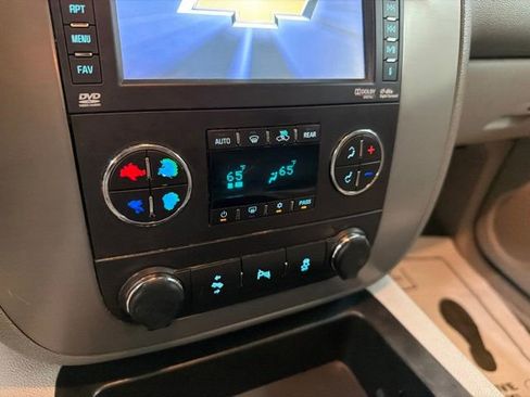 Used 2012 Chevrolet Tahoe LT RWD image 36