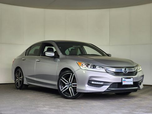 Used 2016 Honda Accord Sport image 1