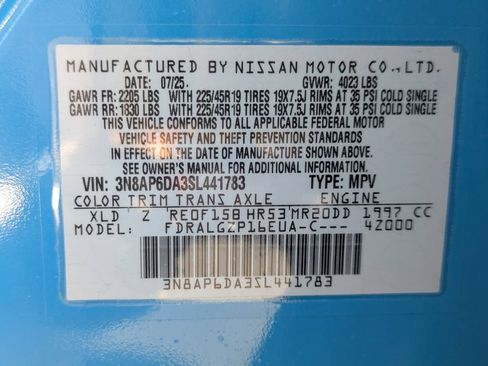 Certified 2025 Nissan Kicks SR FWD image 27