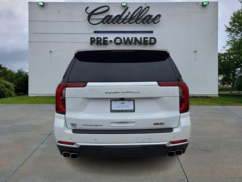 Used 2025 GMC Yukon XL Denali image 4