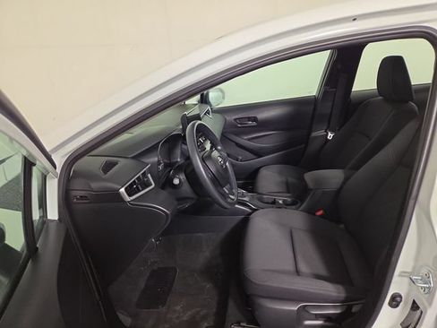 Used 2024 Toyota Corolla LE FWD image 12