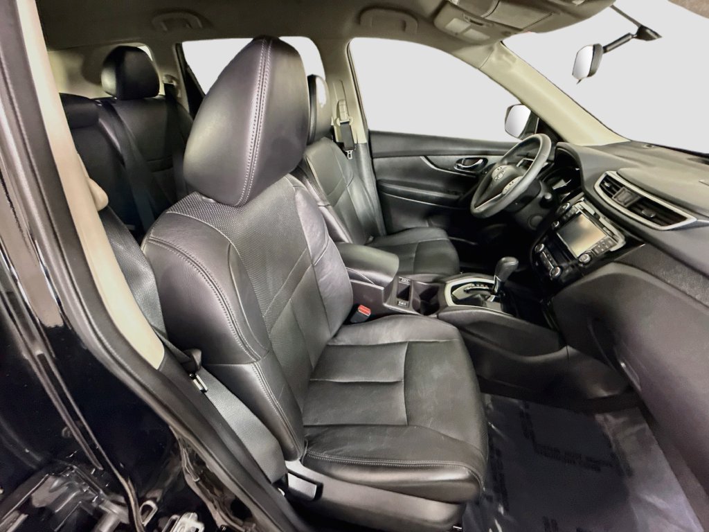 Used 2014 Nissan Rogue SL AWD/4WD image 32