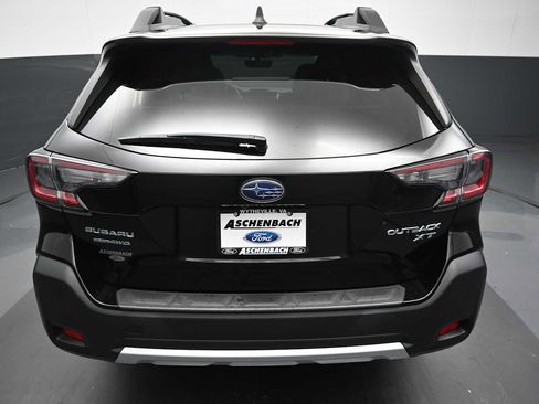 Used 2023 Subaru Outback Limited XT AWD/4WD image 13