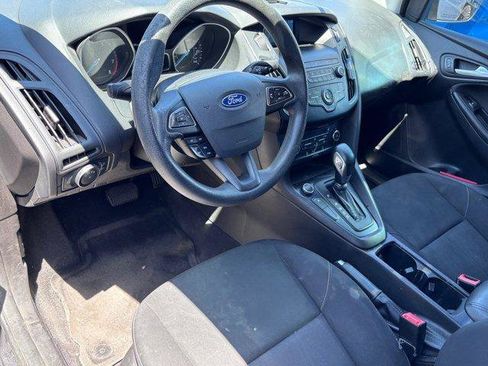 Used 2018 Ford Focus SE FWD image 7
