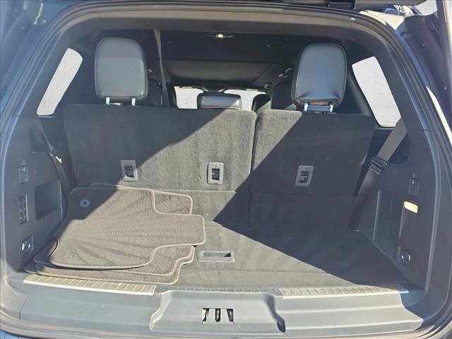 Used 2024 Lincoln Navigator Reserve AWD/4WD image 6