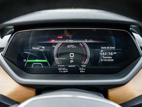 Used 2022 Audi e-tron GT Prestige w/ Prestige Package AWD/4WD image 24