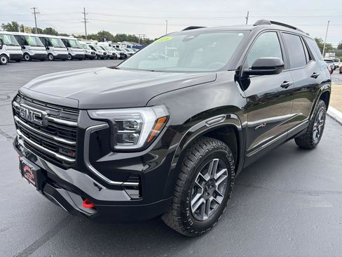 Used 2026 GMC Terrain AT4 w/ LPO, Black Badging Package AWD/4WD image 7