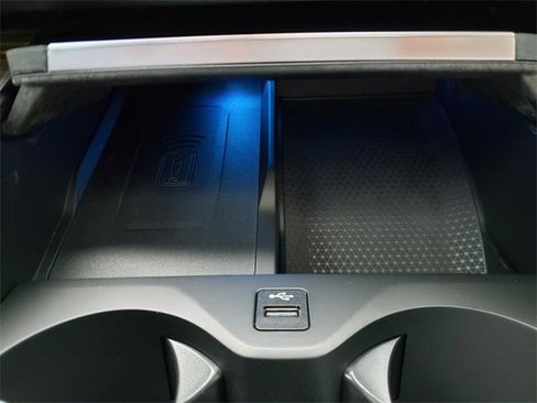 New 2026 BMW X5 xDrive50e image 22