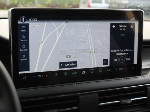 New 2023 Lincoln Corsair AWD w/ Equipment Group 101A image 25