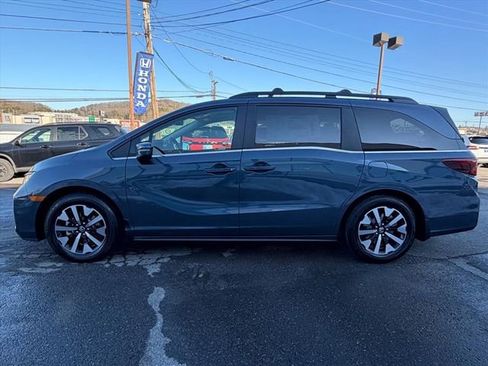 New 2026 Honda Odyssey EX-L image 2