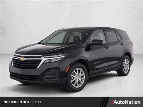 Used 2023 Chevrolet Equinox LS FWD image 1