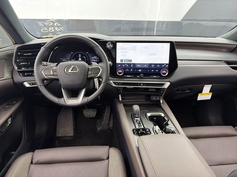 New 2026 Lexus RX 450h AWD image 6