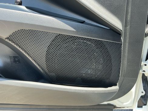 Used 2020 Toyota Camry SE FWD image 26