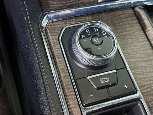 Used 2018 Ford Expedition Max Limited w/ Equipment Group 301A image 25