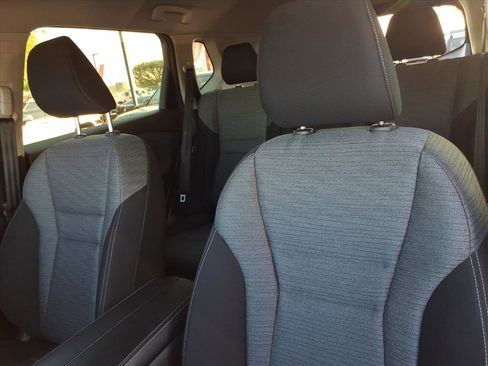 Used 2023 Nissan Rogue SV image 13