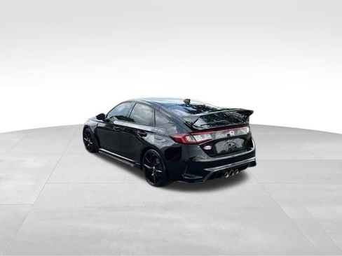 Used 2023 Honda Civic Type R image 5