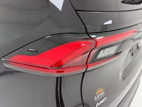 Used 2024 Toyota Grand Highlander XLE image 8