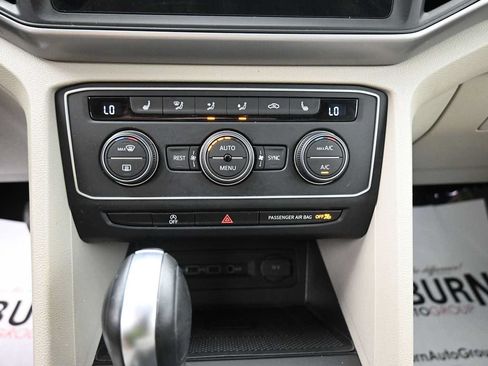 Used 2021 Volkswagen Atlas SE w/ Panoramic Sunroof Package AWD/4WD image 9