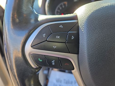 Used 2020 Jeep Grand Cherokee Limited image 24