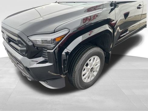 New 2026 Toyota Tacoma SR5 image 2