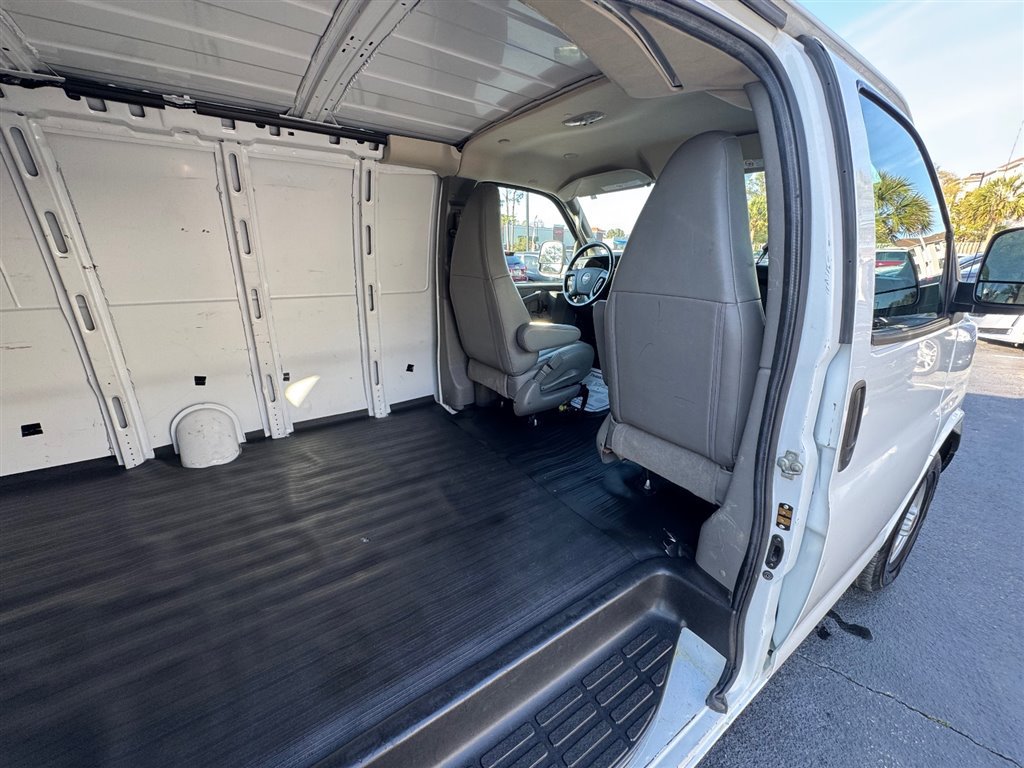 Used 2023 GMC Savana 2500 Extended w/ Driver Convenience Package RWD image 23