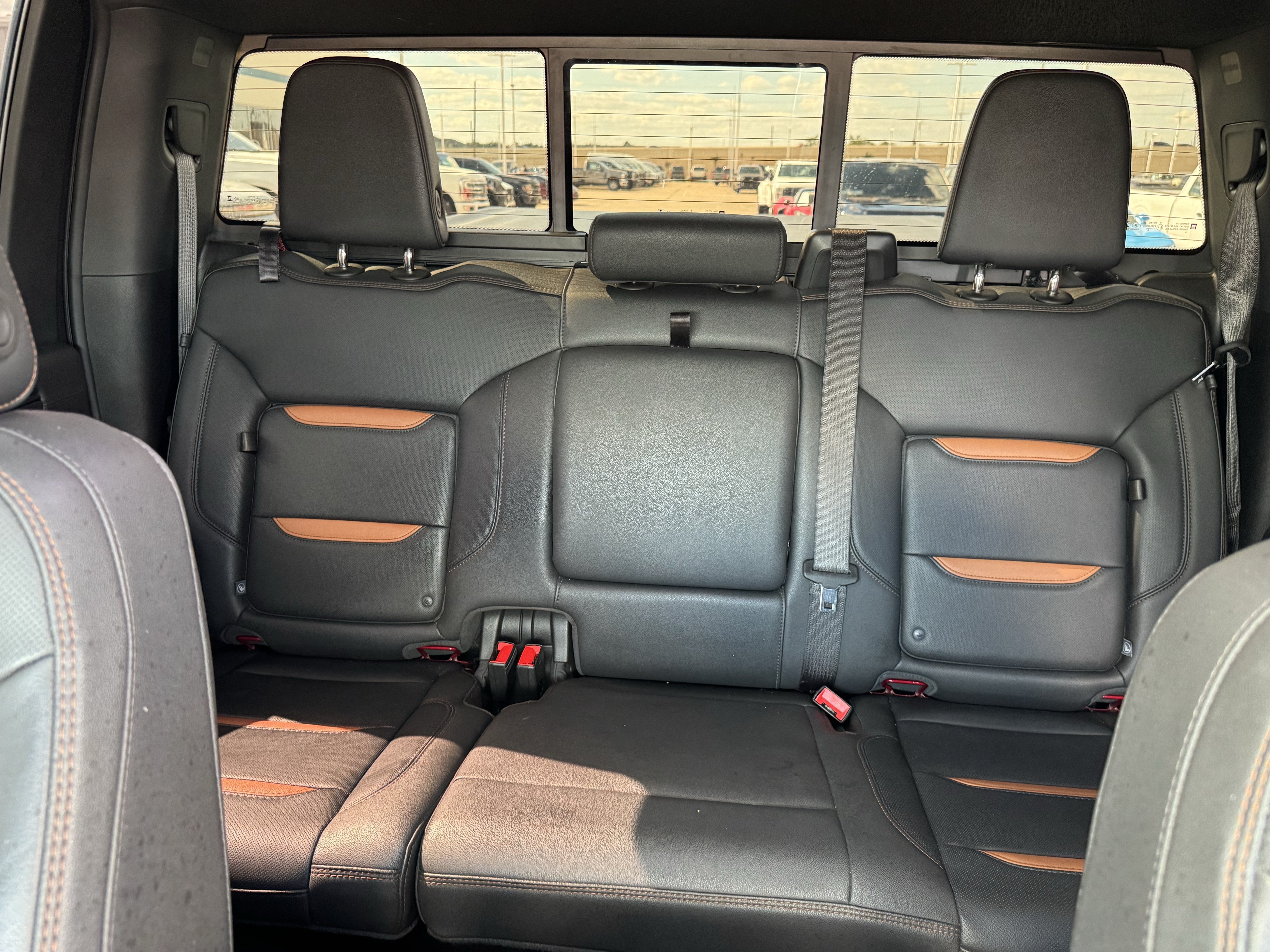 Used 2024 GMC Sierra 2500 AT4 w/ AT4 Premium Plus Package AWD/4WD image 23
