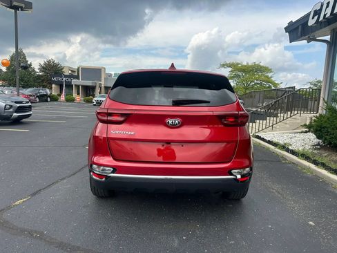 Used 2022 Kia Sportage LX AWD/4WD image 5