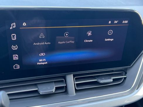 Used 2025 Chevrolet Trax LT w/ LT Convenience Package image 22