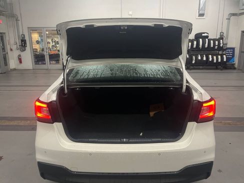 Certified 2024 Subaru Legacy Limited image 5