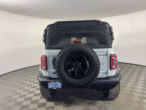 Used 2023 Ford Bronco Badlands w/ Sasquatch Package AWD/4WD image 9
