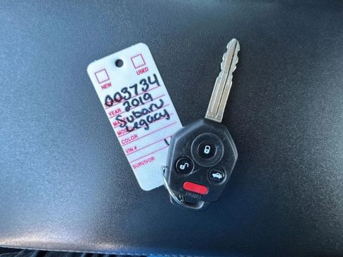 Used 2019 Subaru Legacy 2.5i w/ Alloy Wheel Package image 16