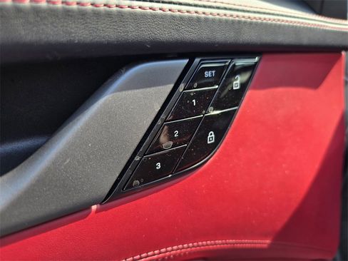 Used 2021 Porsche 911 Carrera S image 10