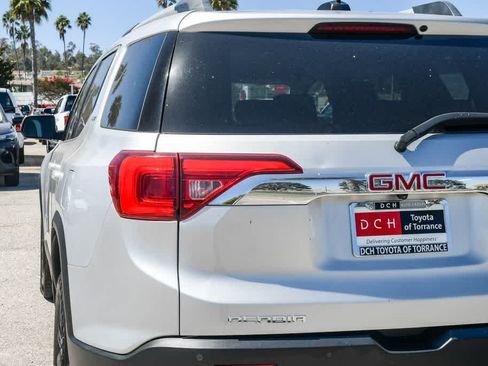 Used 2018 GMC Acadia SLT FWD image 6