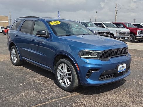 Used 2025 Dodge Durango GT AWD/4WD image 7
