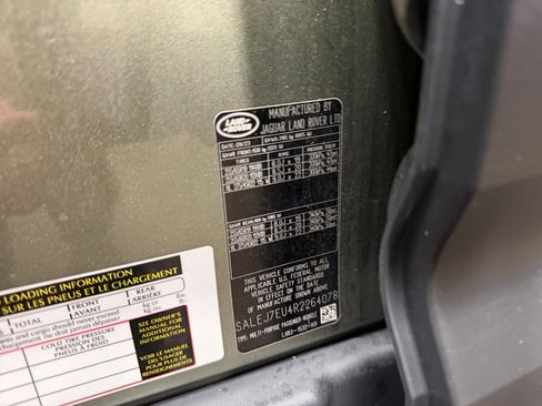 Used 2024 Land Rover Defender 110 S image 38