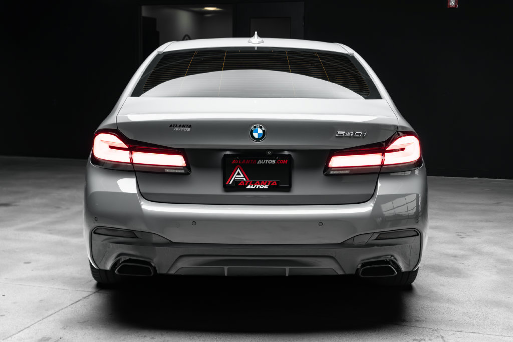 Used 2022 BMW 540i w/ M Sport Package RWD image 15
