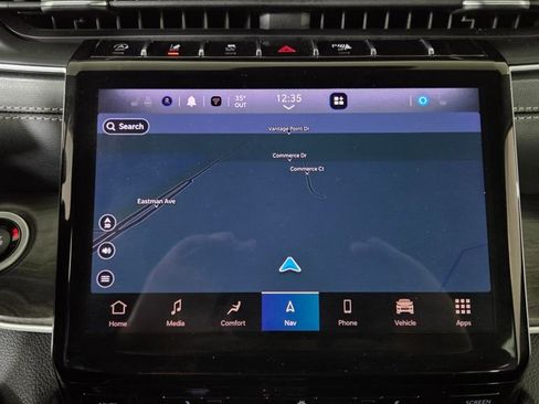 Used 2023 Jeep Grand Cherokee Limited w/ Black Appearance Package image 25