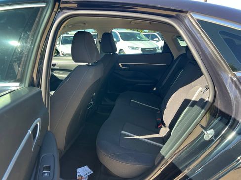 Used 2025 Hyundai Sonata SEL FWD image 17