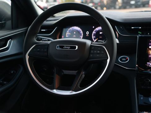 New 2026 Jeep Grand Cherokee Laredo RWD image 23