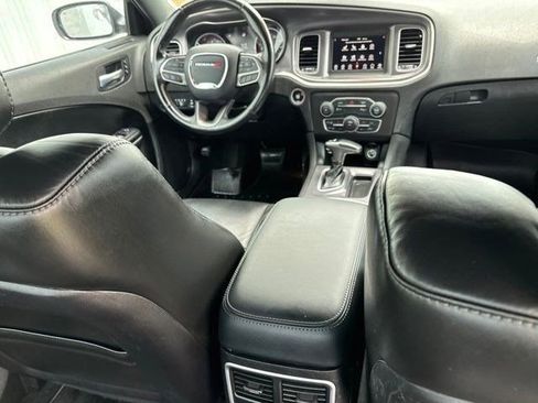 Used 2021 Dodge Charger SXT w/ Leather Interior Group RWD image 34