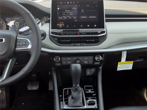 New 2026 Jeep Compass Limited AWD/4WD image 10