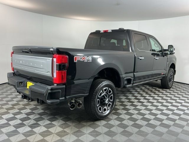 Used 2023 Ford F350 Platinum w/ FX4 Off-Road Package AWD/4WD image 4