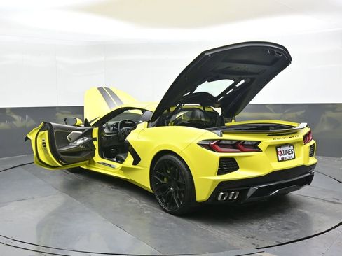 Used 2023 Chevrolet Corvette Stingray Premium Cpe w/ 3LT RWD image 52