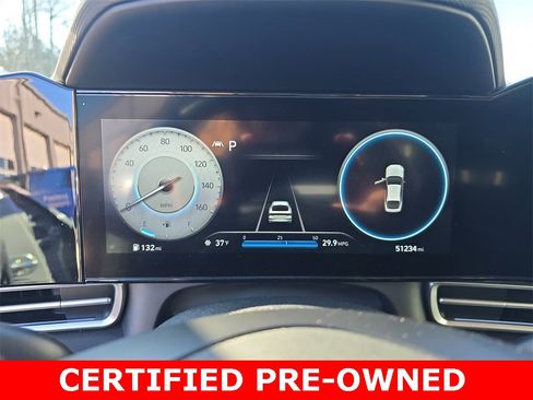 Certified 2023 Hyundai Elantra Limited w/ Preferred Accessory Package image 19
