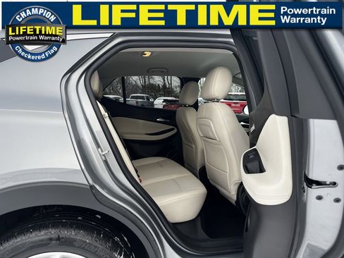 Used 2023 Buick Encore GX Preferred w/ Cold Weather Comfort Package image 29