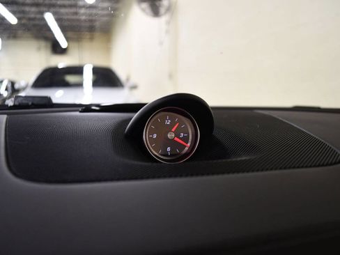 Used 2017 Mercedes-Benz SL 550 image 21