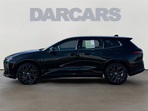 Used 2025 Toyota Crown Signia w/ Advanced Technology Package image 4